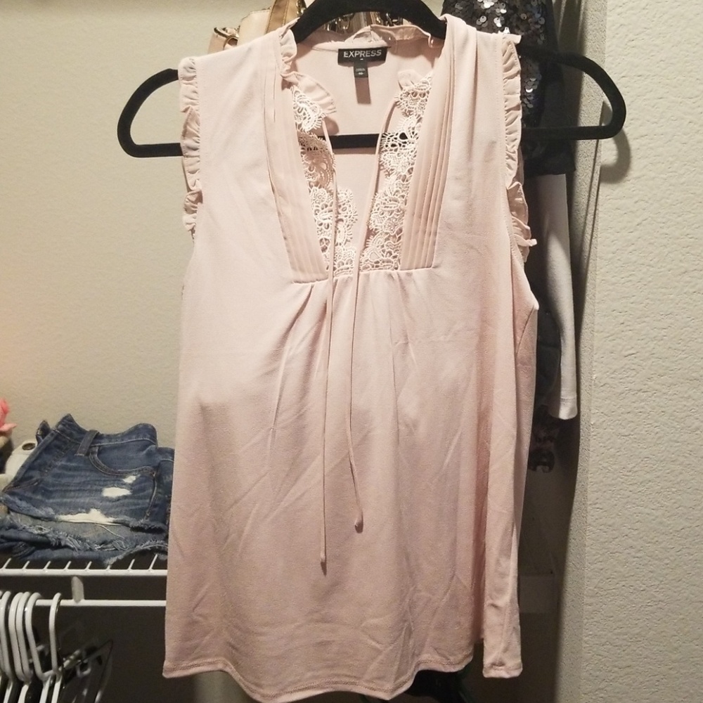 Express light pink top